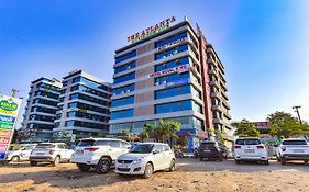 Fabhotel Royal King